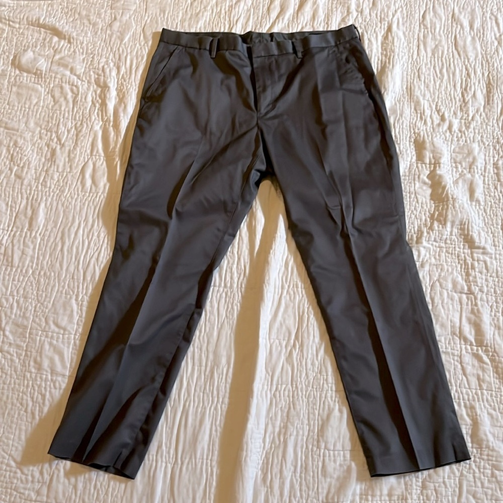 Bonobos Weekday Warrior Dress Pants; 38x30; Athletic Fit; Gray